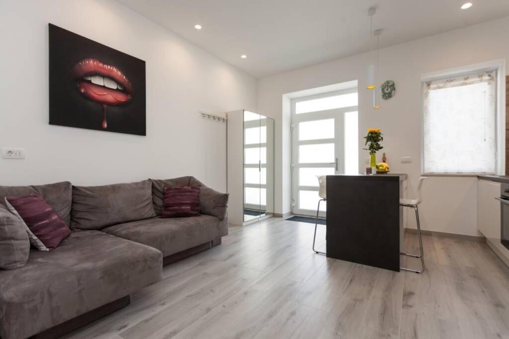 Apartman Luna Apartment Pula Exterior photo
